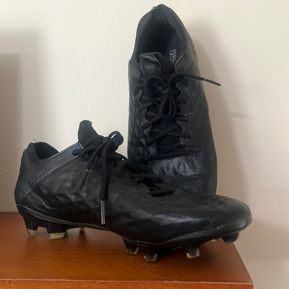 Nike tiempo soccer cleats